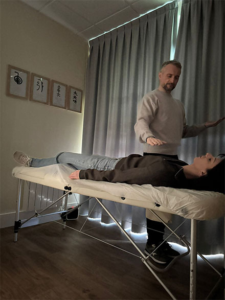 Sesiones Reiki Centro Antheas
